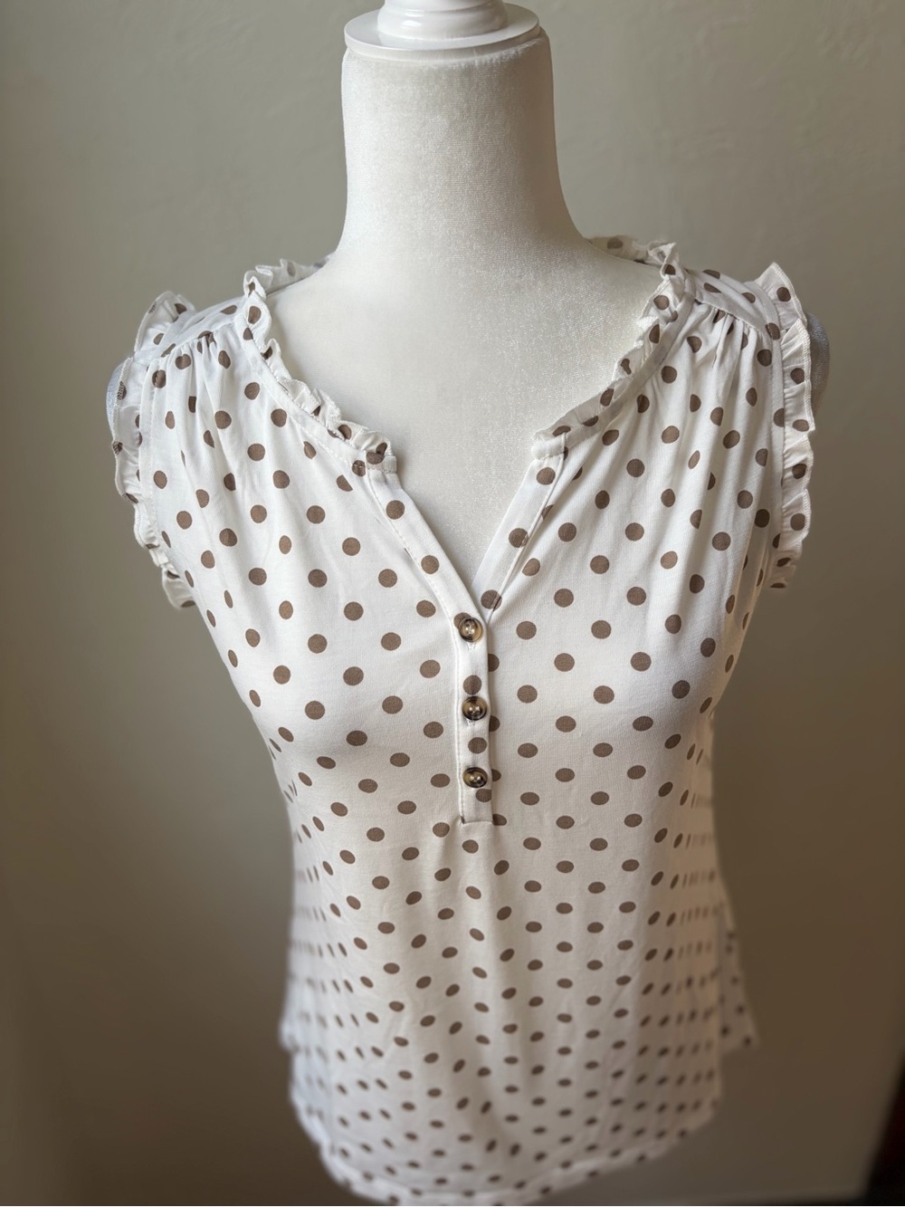 Lascana by Venus Polka Dot Ruffle Trim Henley Top XS - Picture 3 of 9